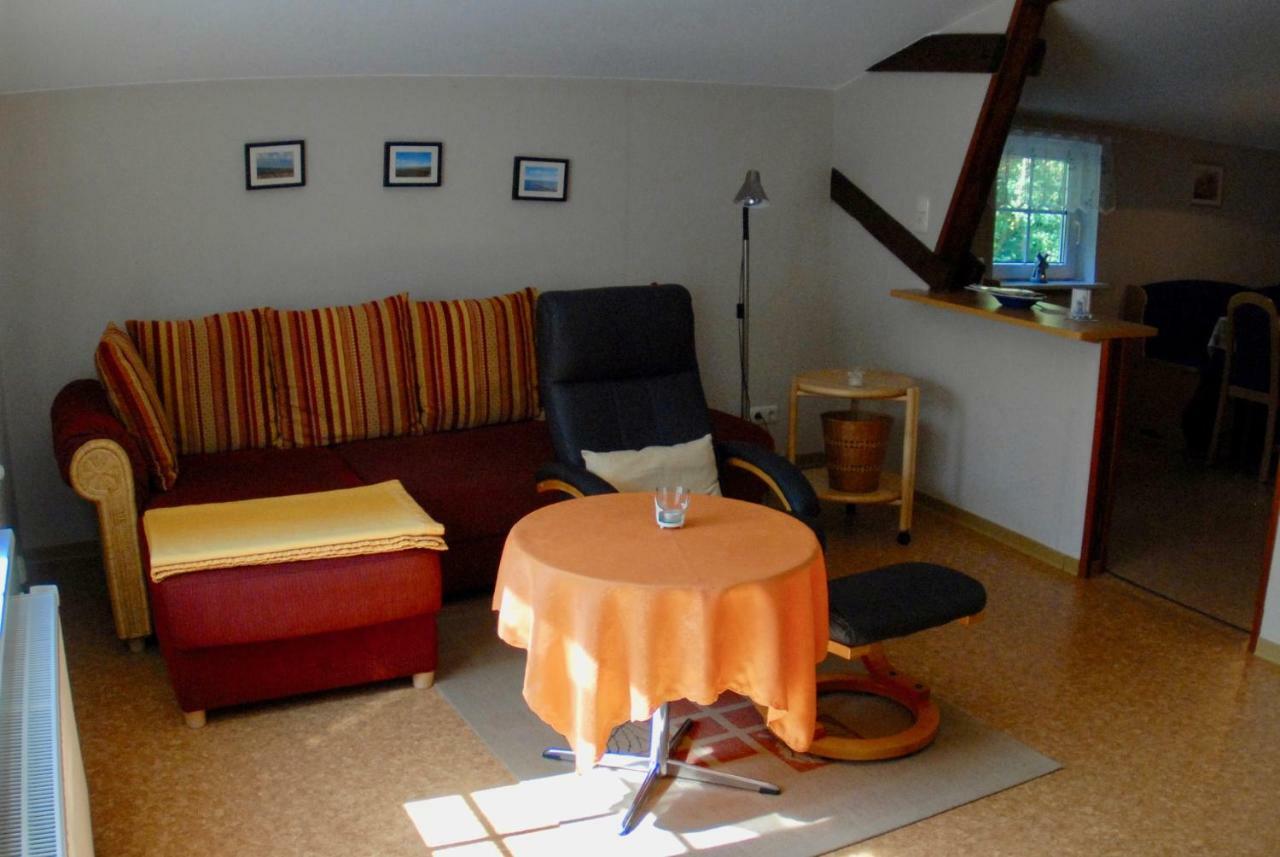 Hof Olde Warft Apartamento Oldenswort Exterior foto