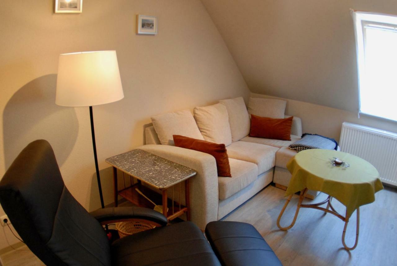 Hof Olde Warft Apartamento Oldenswort Exterior foto