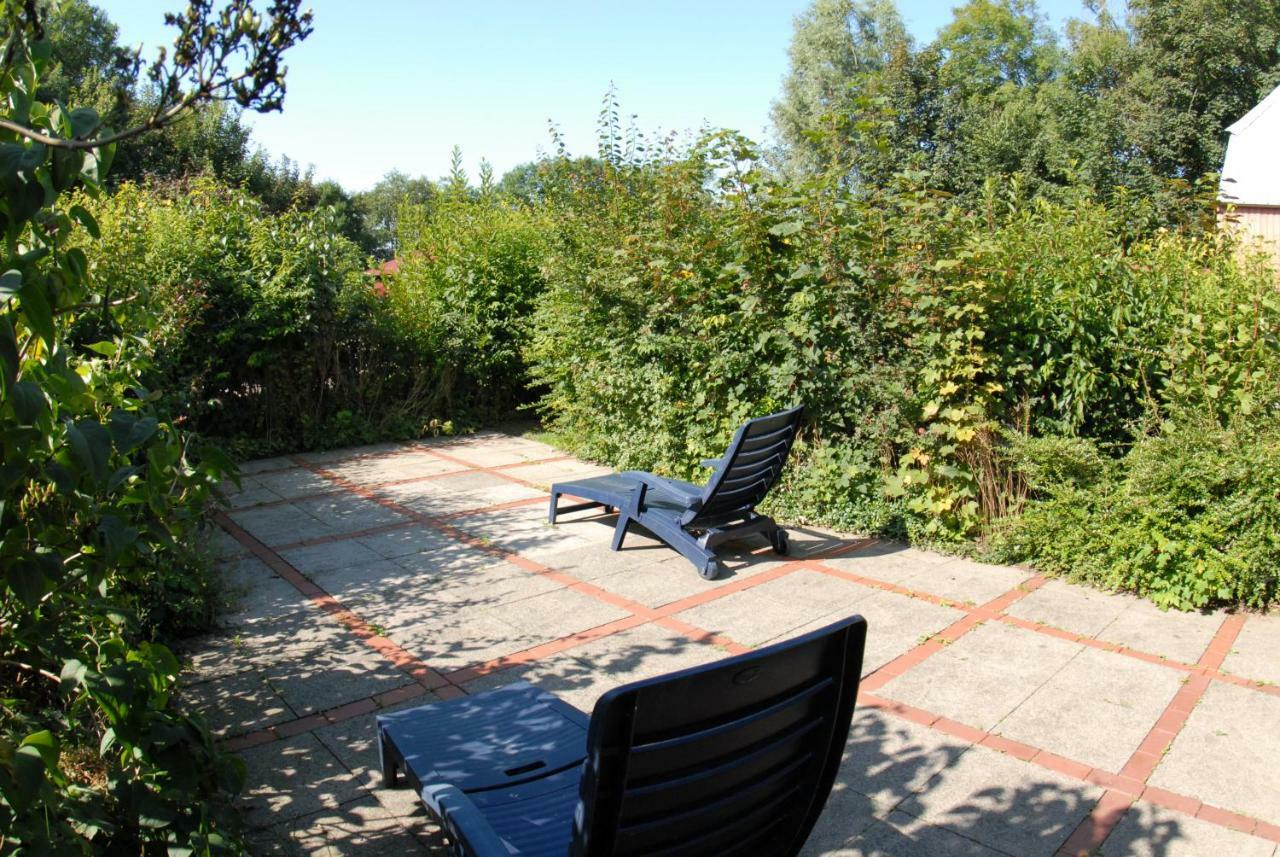 Hof Olde Warft Apartamento Oldenswort Exterior foto