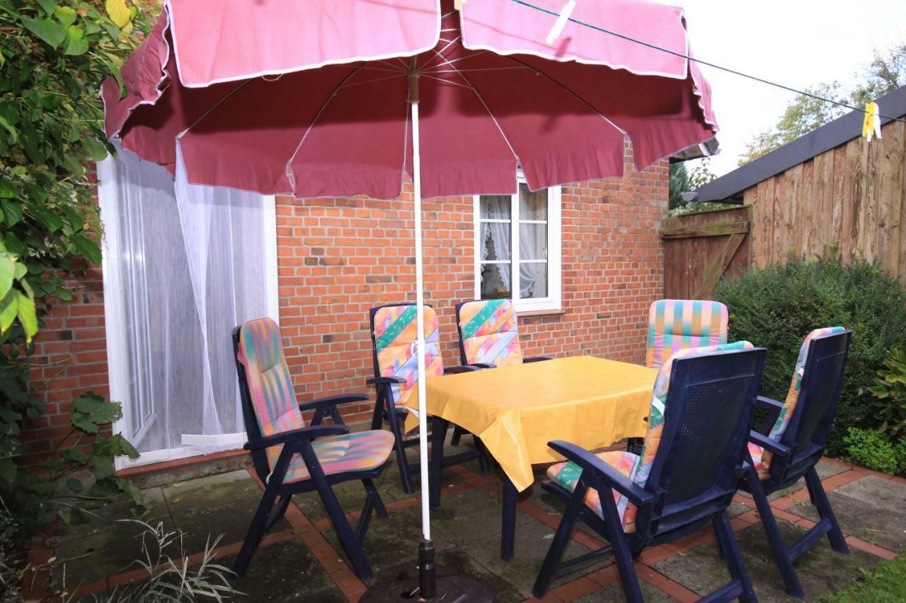 Hof Olde Warft Apartamento Oldenswort Exterior foto