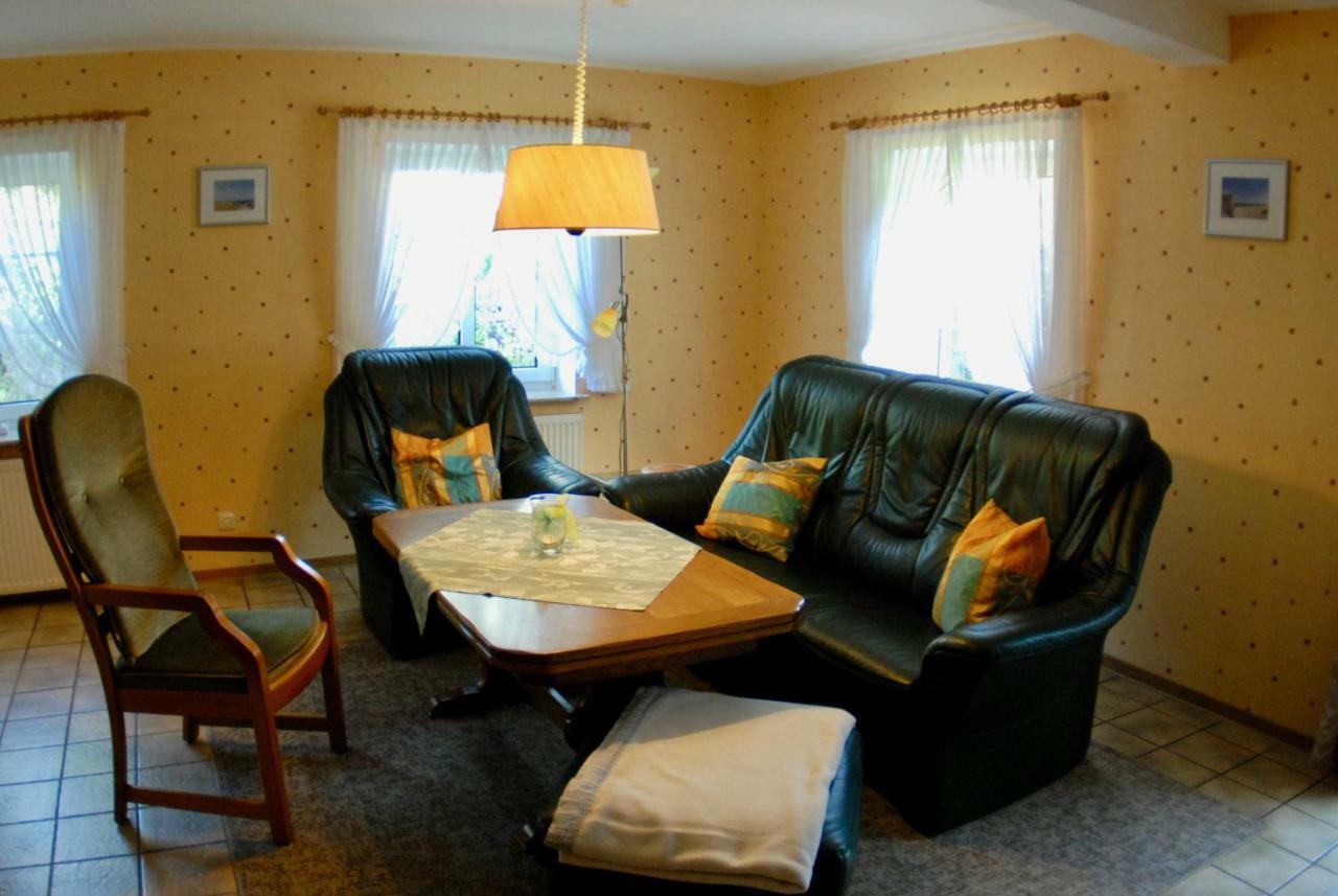 Hof Olde Warft Apartamento Oldenswort Exterior foto