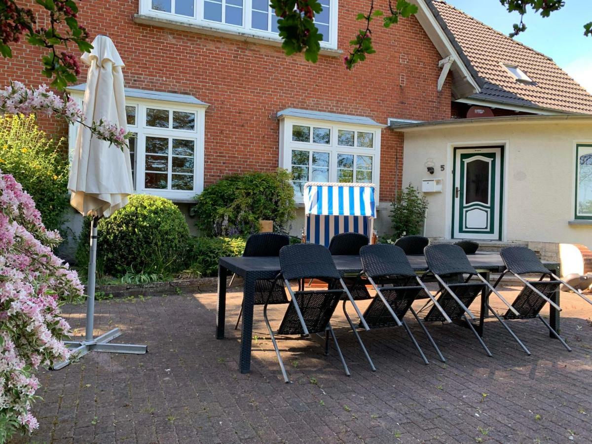 Hof Olde Warft Apartamento Oldenswort Exterior foto